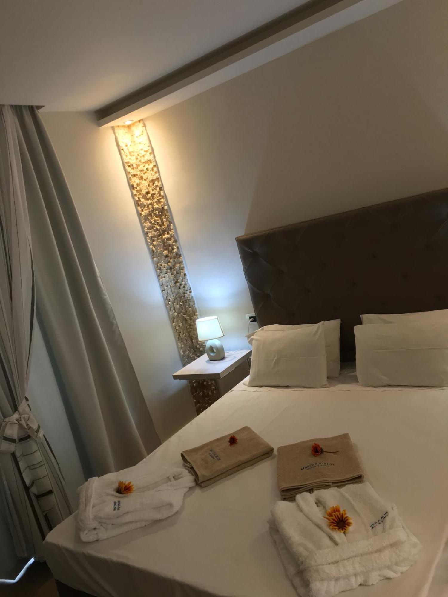 Maroula Blue Studios&Suites Faliraki Chambre photo